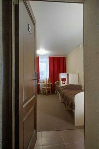 Гостиница Сити отель Новосибирск Стандартный трехместный номер-4